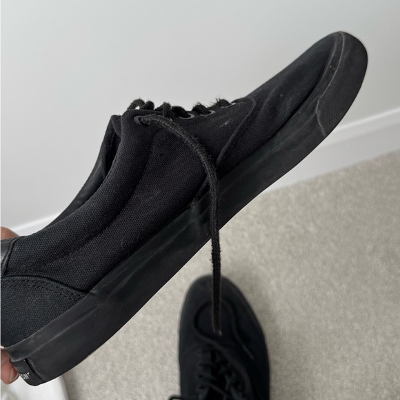 Black shoes - Picture 2 of 7